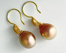 Load image into Gallery viewer, 18k Freshwater Baroque Pearl Earrings