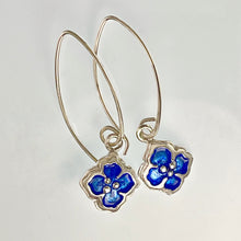 Load image into Gallery viewer, Blossom earrings