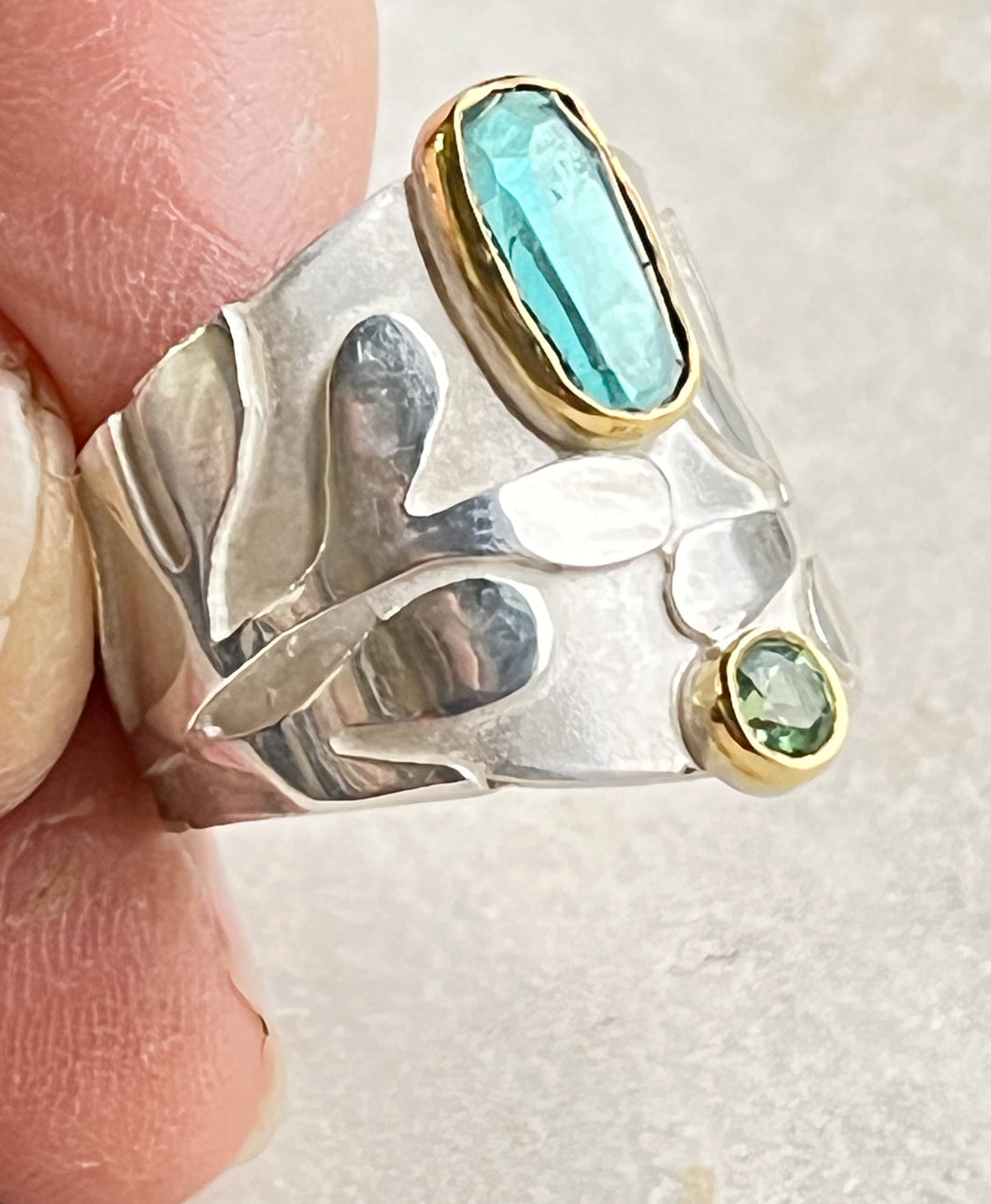 Leaf pattern ring with two tourmalines
