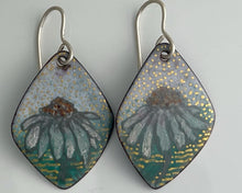 Load image into Gallery viewer, Coneflower earrings
