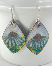 Load image into Gallery viewer, Coneflower earrings
